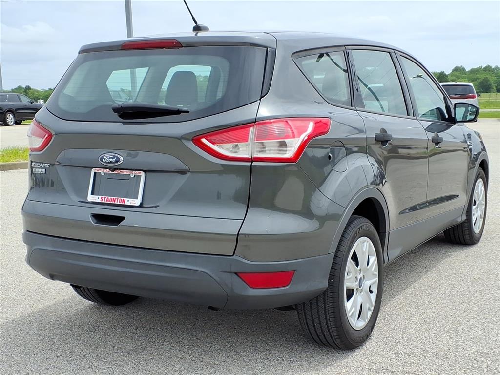 Used 2016 Ford Escape S with VIN 1FMCU0F77GUC06856 for sale in Staunton, IL