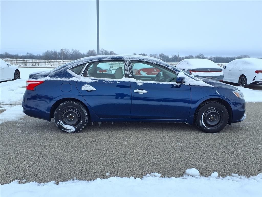 Used 2016 Nissan Sentra S Sedan