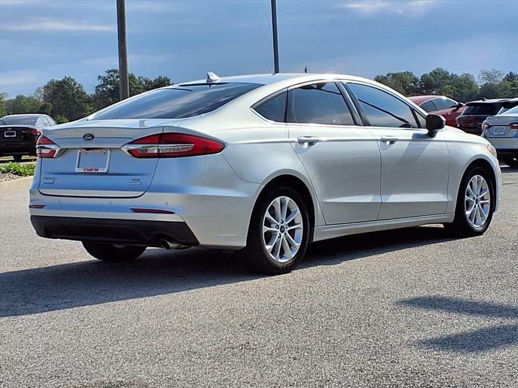 Used 2019 Ford Fusion SE Sedan