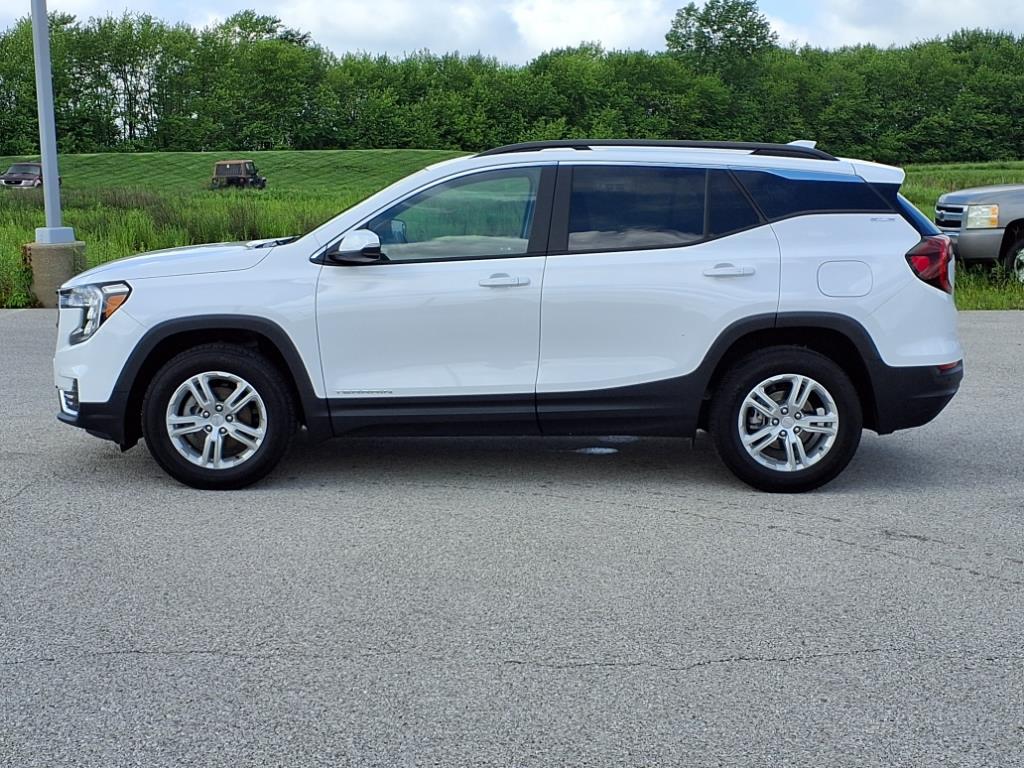 2023 GMC Terrain SLE - Photo 23