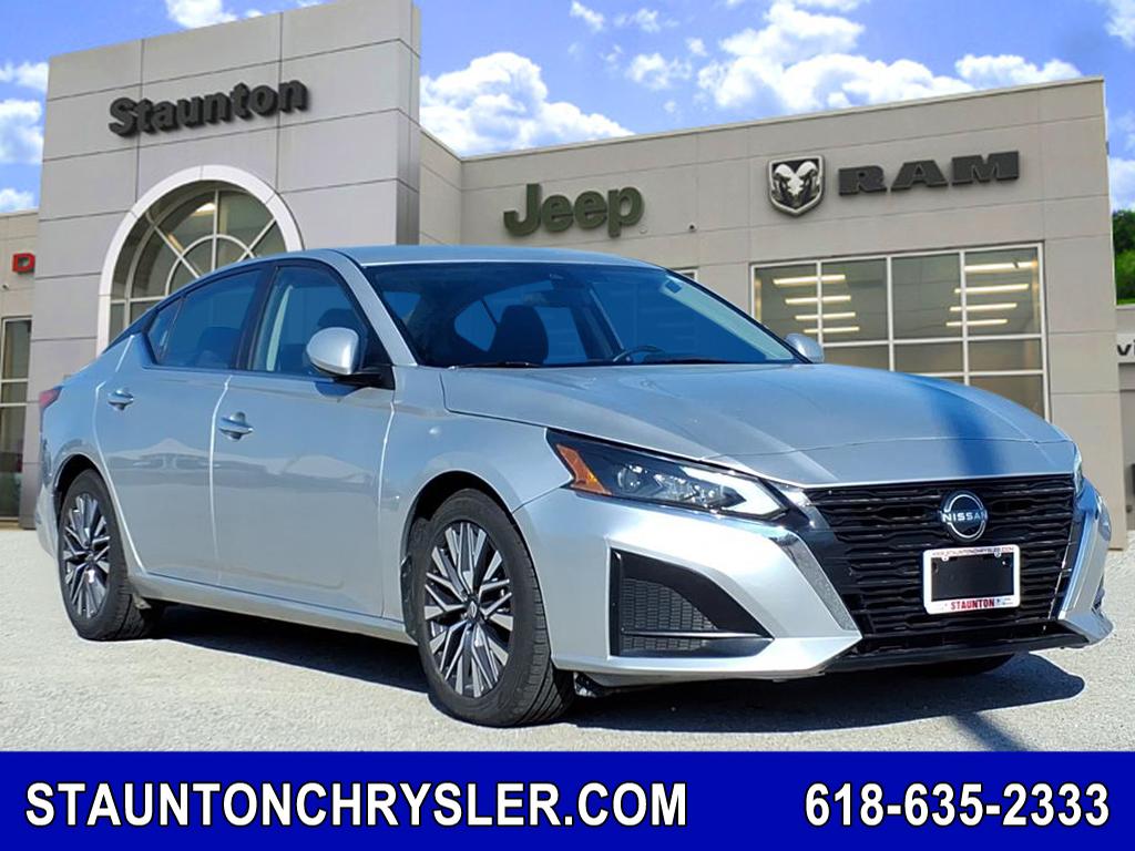 2023 Nissan Altima SV