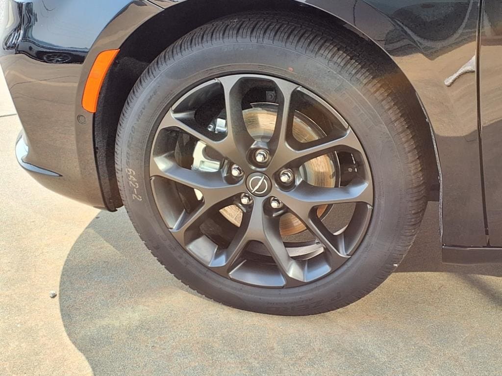 2025 Chrysler Pacifica Limited - Photo 24