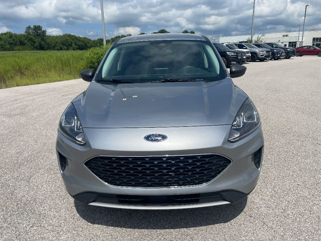 2022 Ford Escape SE photo 3