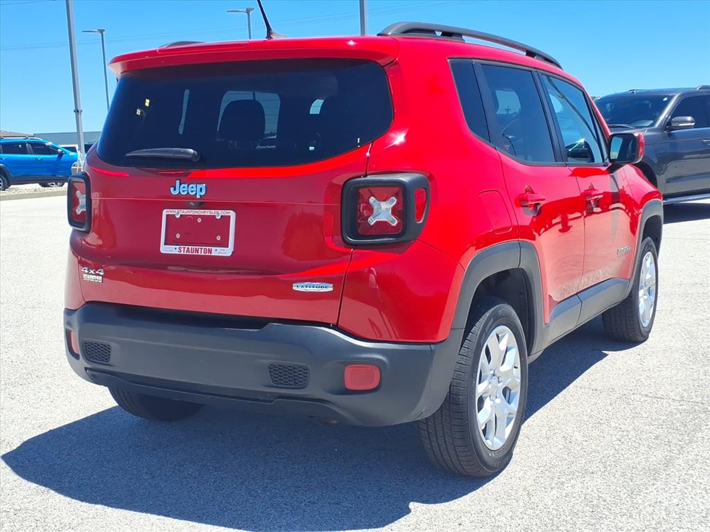 Used 2016 Jeep Renegade Latitude with VIN ZACCJBBT8GPD15176 for sale in Staunton, IL