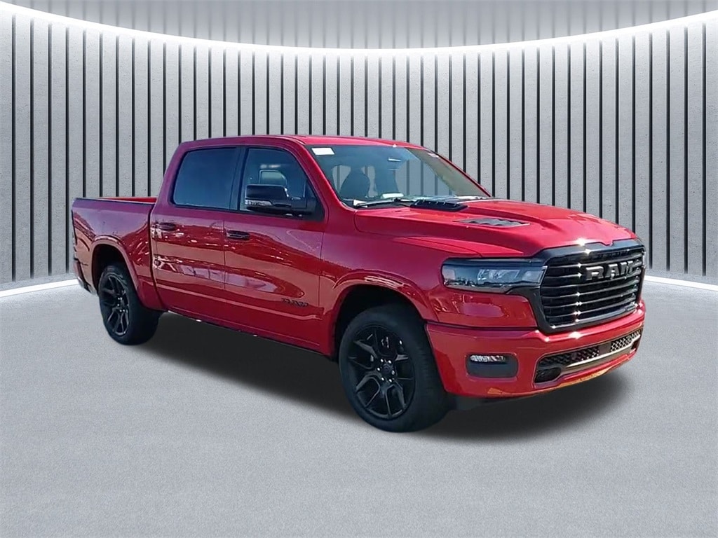 New 2025 Ram 1500 LARAMIE CREW CAB 4X4 5'7 BOX Pickup