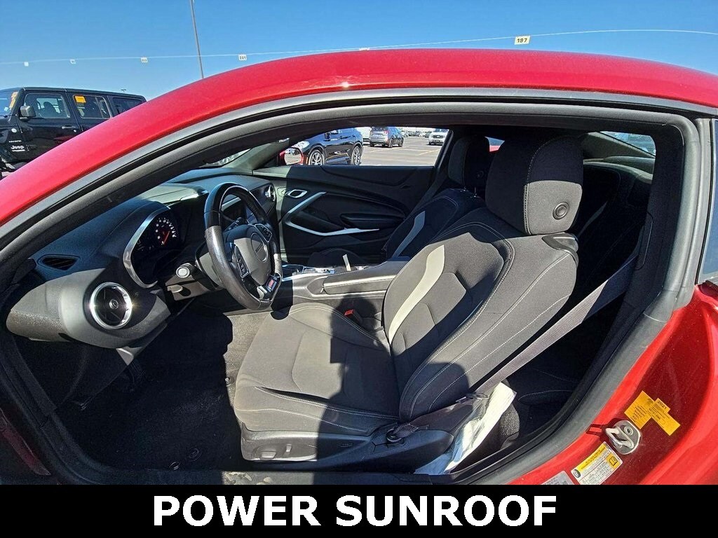 2016 Chevrolet Camaro 1SS photo 3