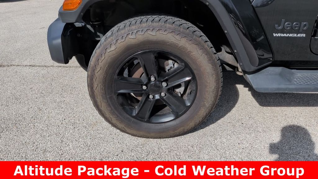 2023 Jeep Wrangler 4-Door Sahara Altitude - Photo 9