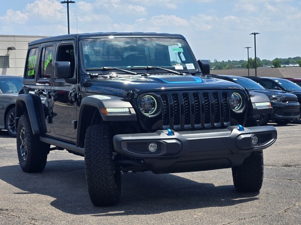 2023 Jeep Wrangler 4xe Rubicon photo 3