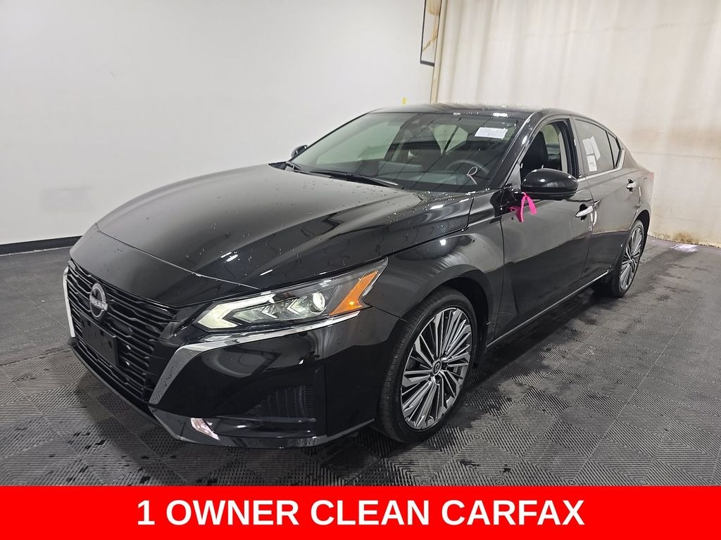 Used 2025 Nissan Altima Platinum Sedan