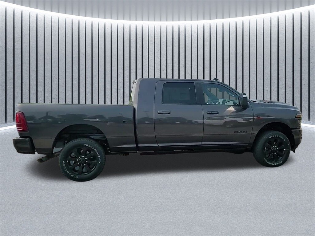 2025 Ram 2500 Laramie photo 4