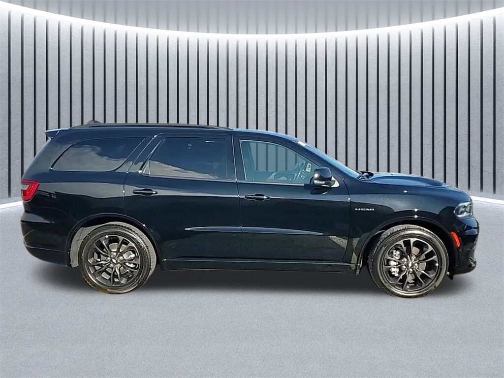 2025 Dodge Durango R/T Plus photo 4