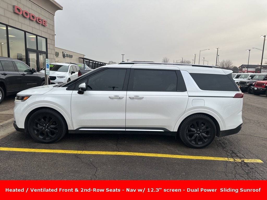 Used 2022 Kia Carnival SX Prestige MPV