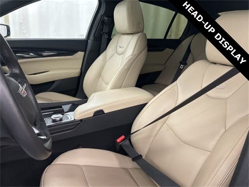 2022 Cadillac CT5 Sport photo 3