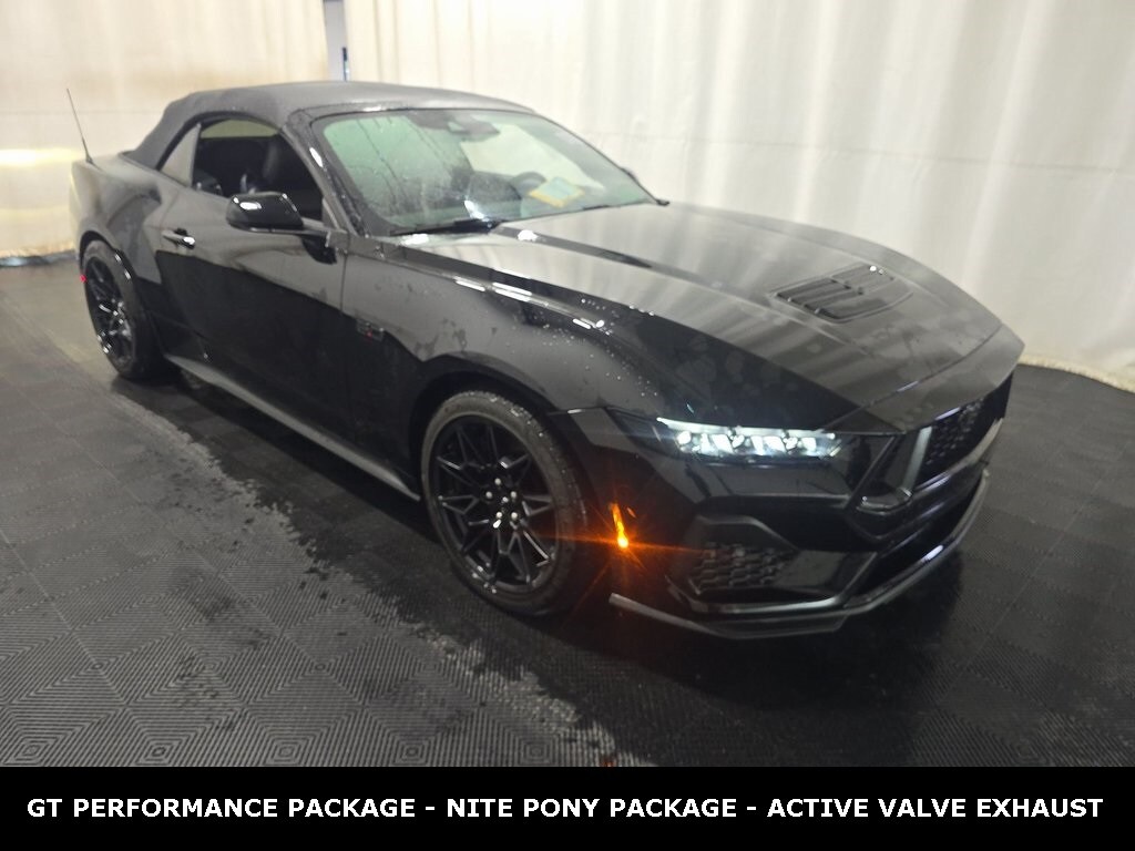 2024 Ford Mustang GT Premium Convertible photo 2