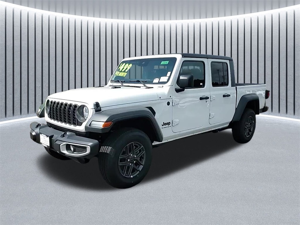 2025 Jeep Gladiator Pickup 