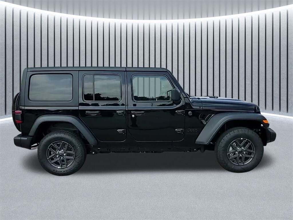 2025 Jeep Wrangler Sport S photo 4
