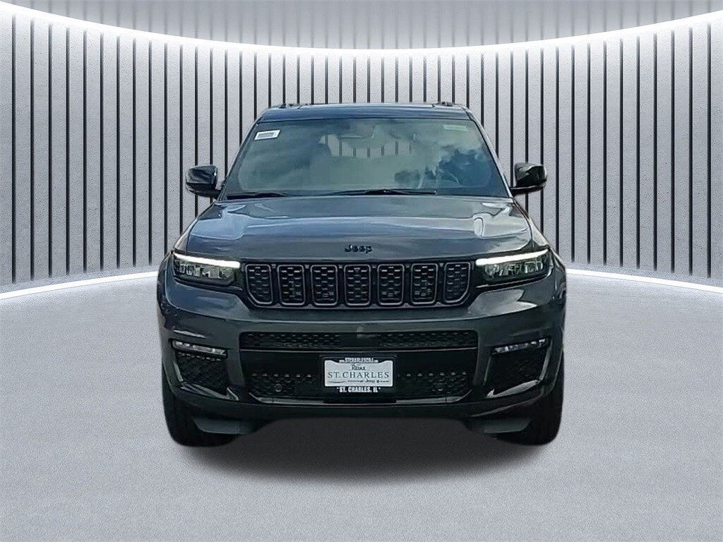 2025 Jeep Grand Cherokee L Summit photo 2