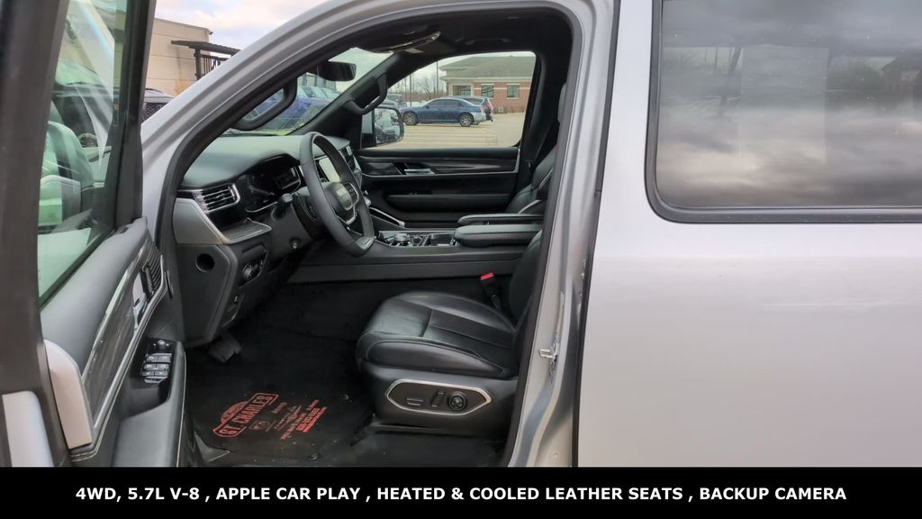 2022 Jeep Wagoneer Series III - Photo 13