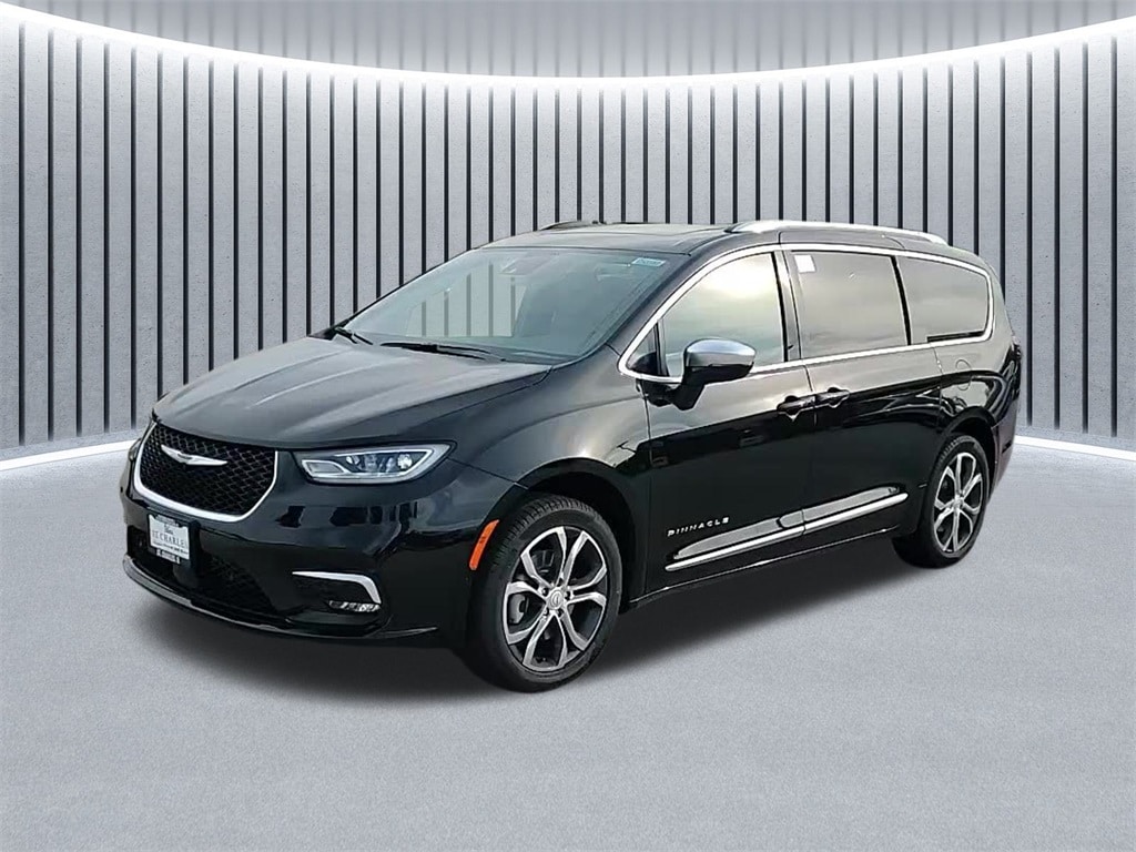 2026 Chrysler Pacifica Passenger Van 