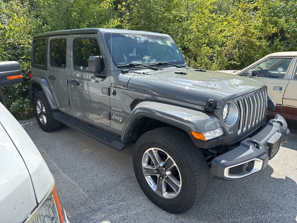 2021 Jeep Wrangler Unlimited Sahara photo 2