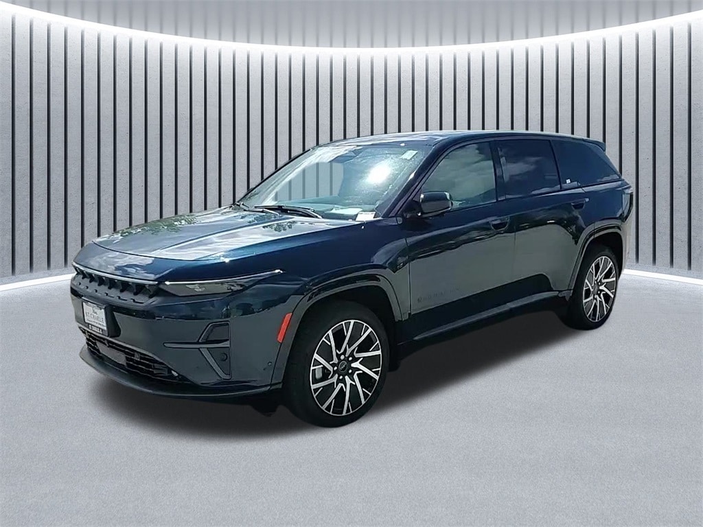 2025 Jeep Wagoneer S Sport Utility 