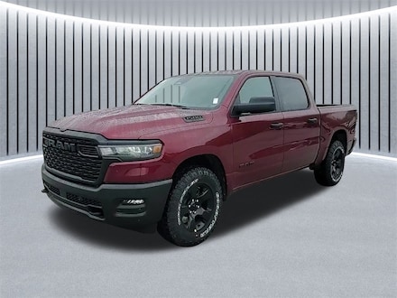 2025 Ram 1500 WARLOCK CREW CAB 4X4 5'7 BOX Pickup
