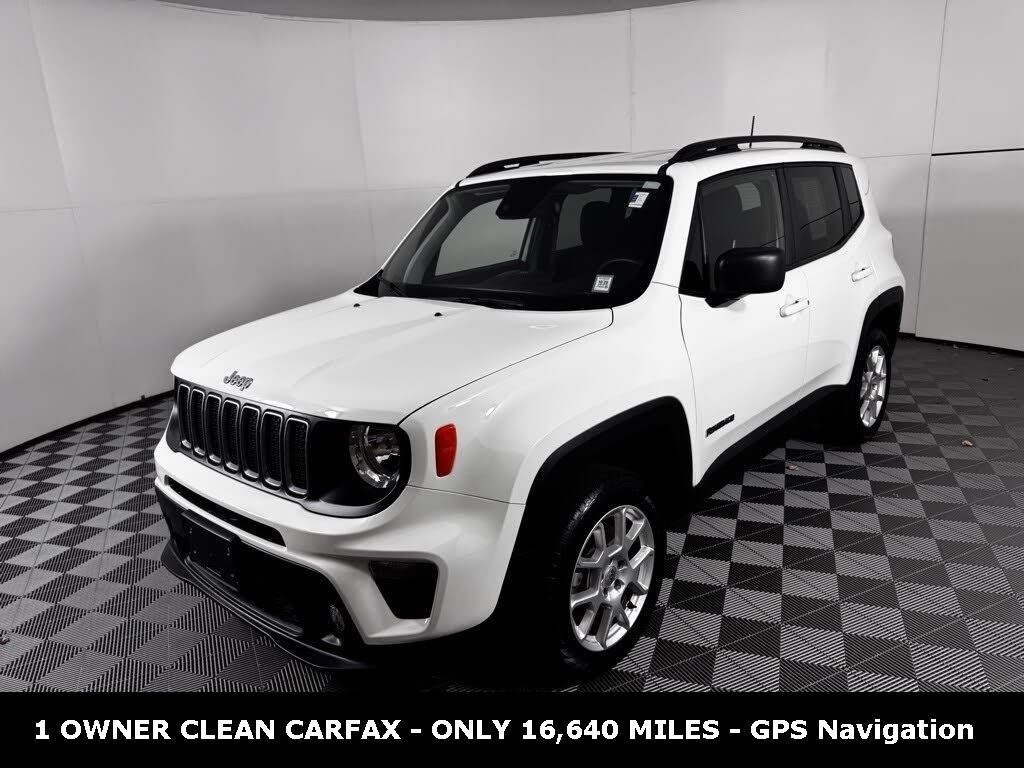 2023 Jeep Renegade Latitude's photo