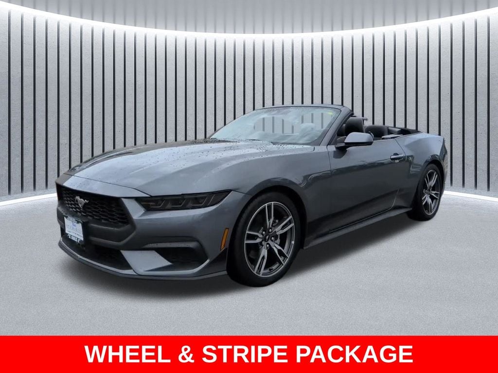 2025 Ford Mustang EcoBoost Convertible's photo