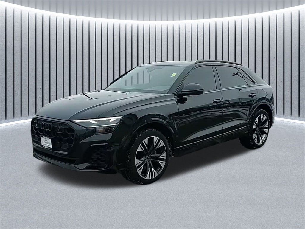 2025 Audi Q8 Premium Plus's photo