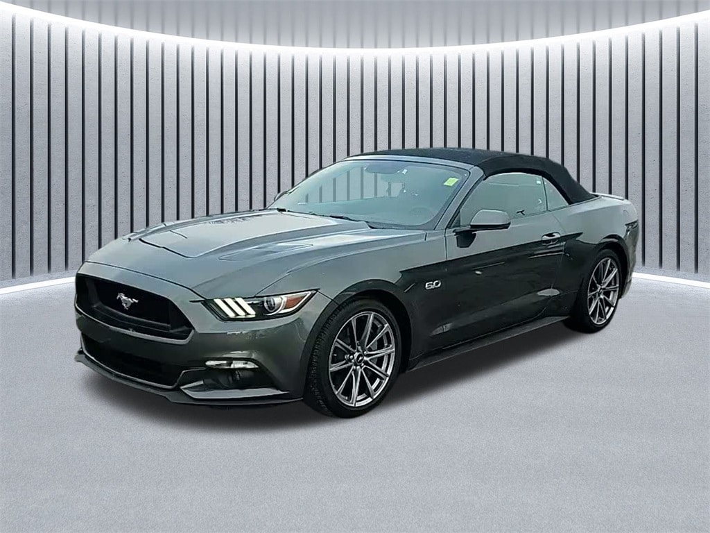 2016 Ford Mustang GT Premium's photo