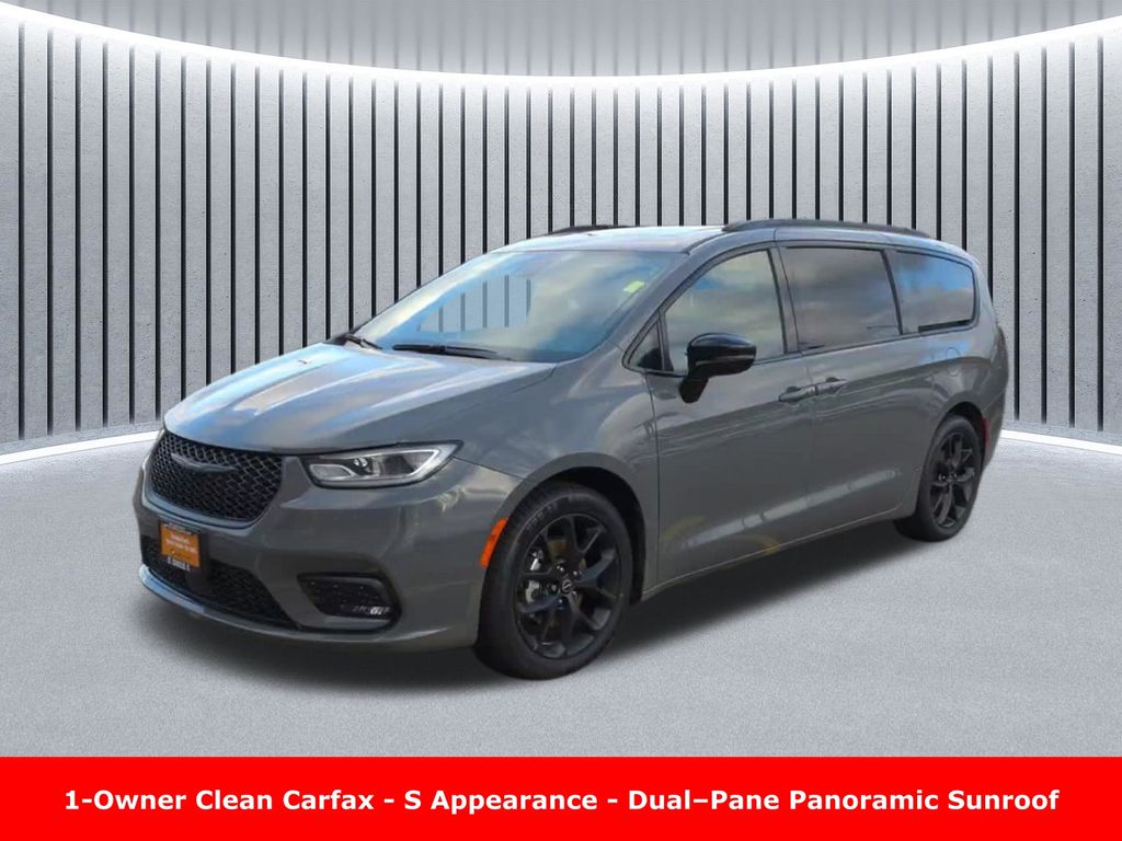 2025 Chrysler Pacifica