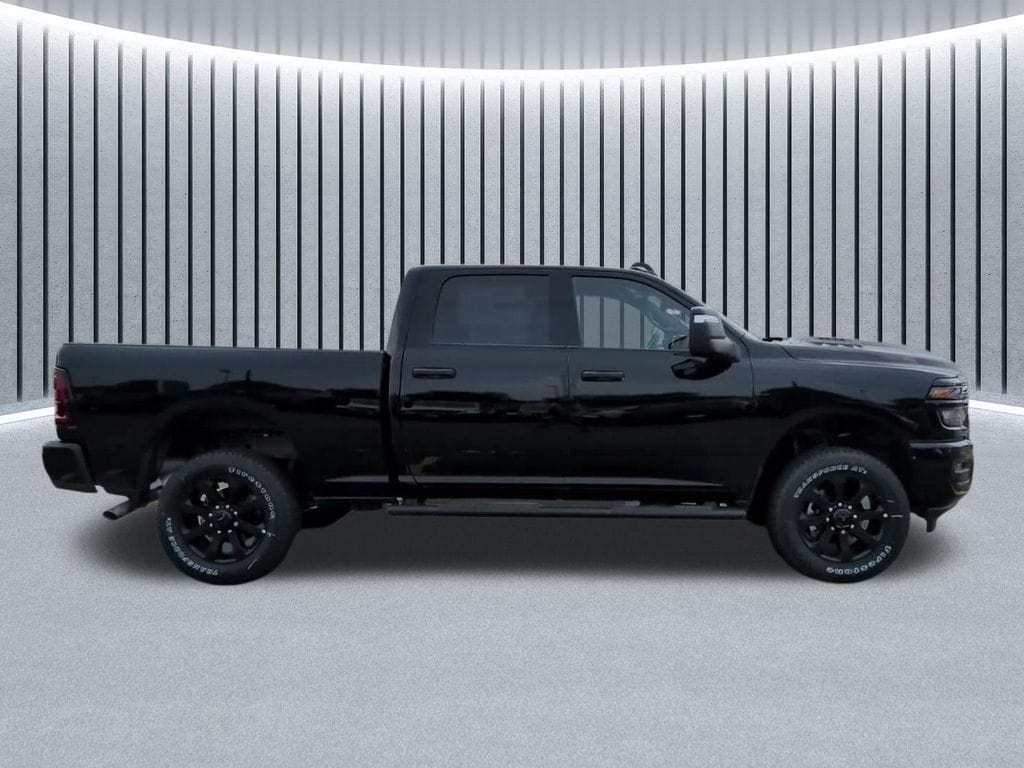 New 2026 Ram 2500 BLACK EXPRESS CREW CAB 4X4 6'4 BOX Pickup