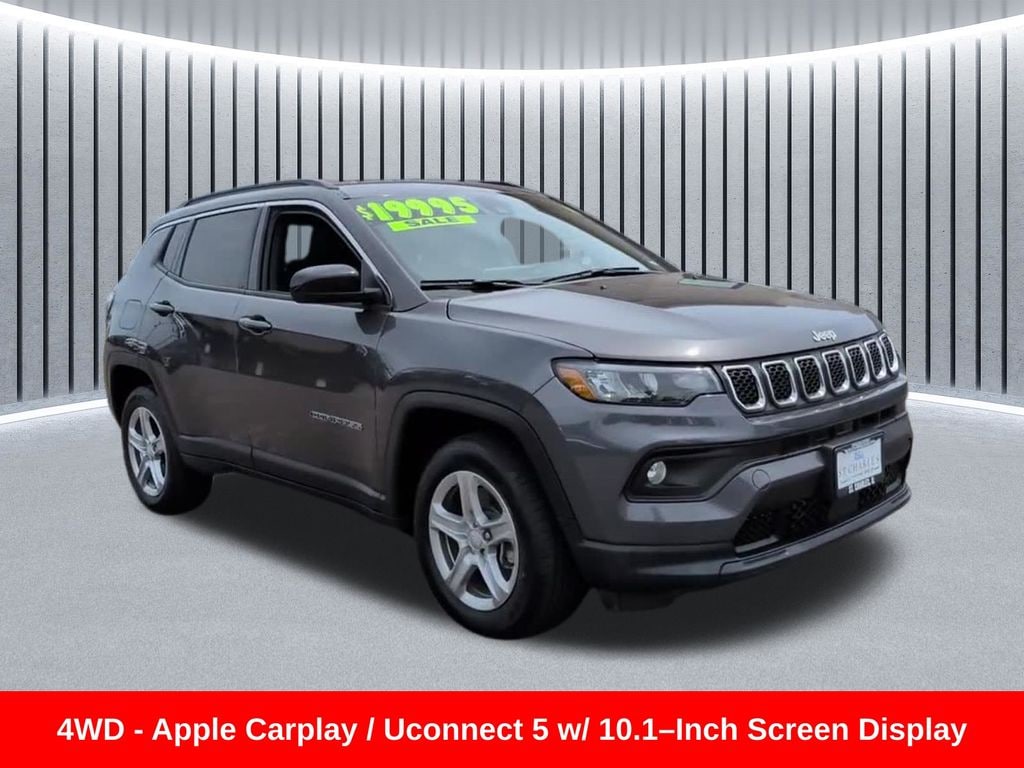 Used 2024 Jeep Compass Latitude SUV