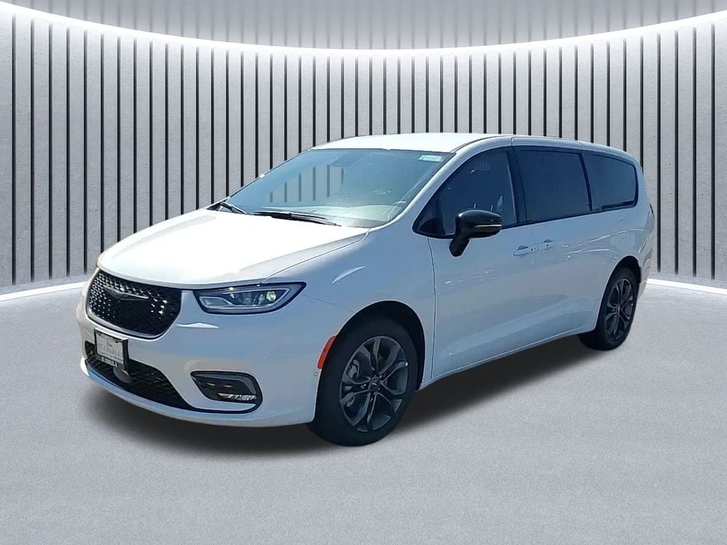 New 2026 Chrysler Pacifica SELECT AWD Passenger Van