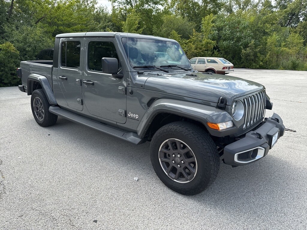 2021 Jeep Gladiator Overland photo 2