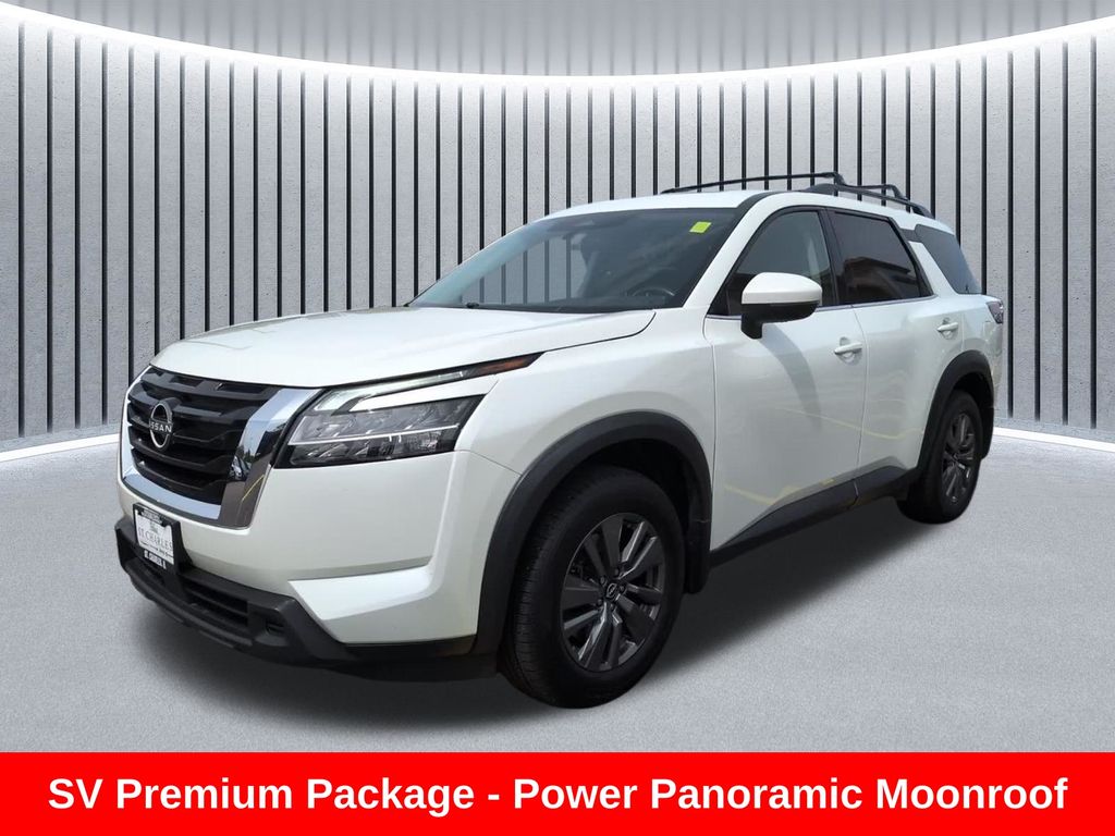 2022 Nissan Pathfinder SV 2WD's photo