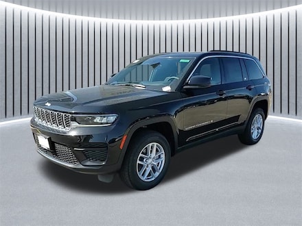 2025 Jeep Grand Cherokee LAREDO X 4X4 Sport Utility