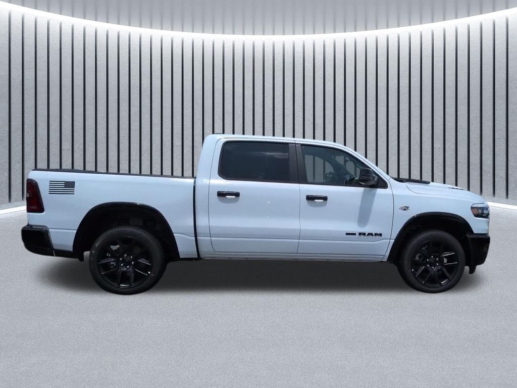New 2026 Ram 1500 LARAMIE CREW CAB 4X4 5'7 BOX Pickup
