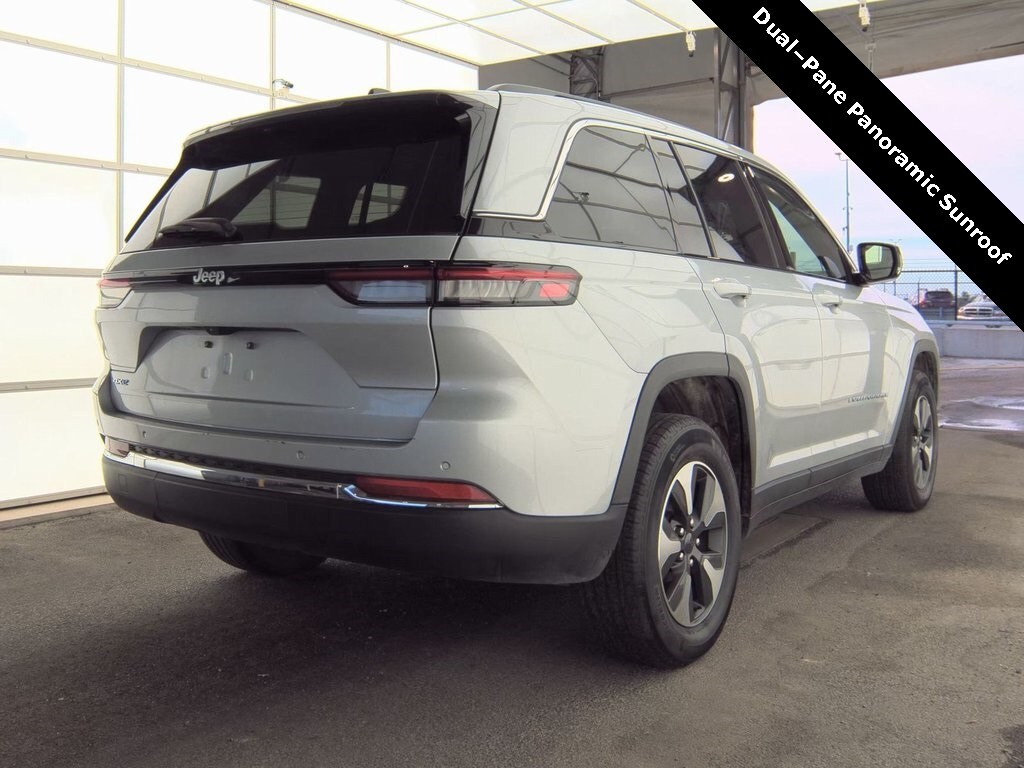 2024 Jeep Cherokee Limited 4xe photo 4
