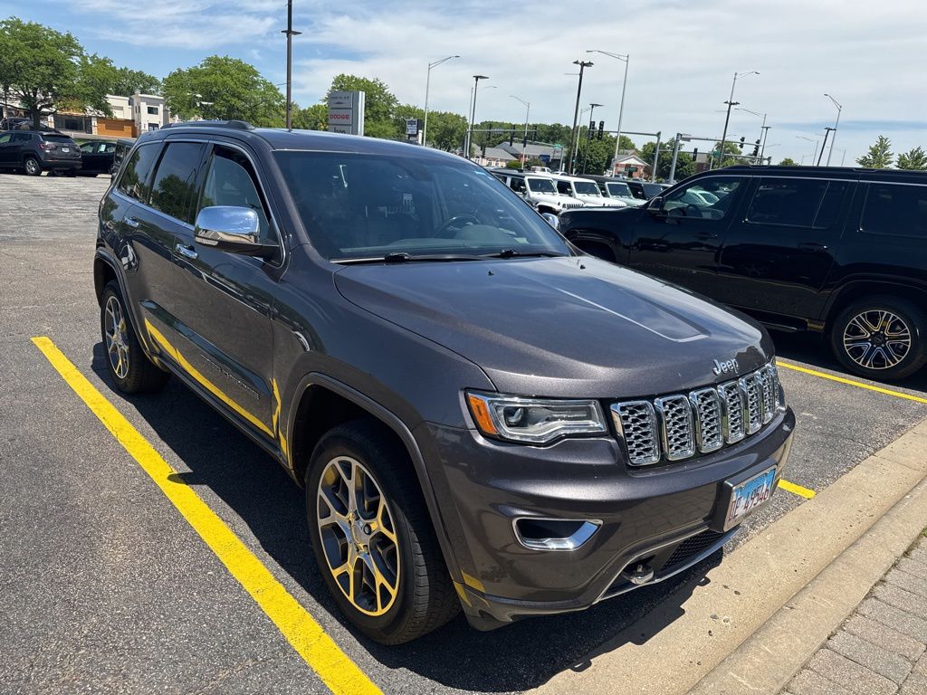 2020 Jeep Grand Cherokee Overland 4WD's photo