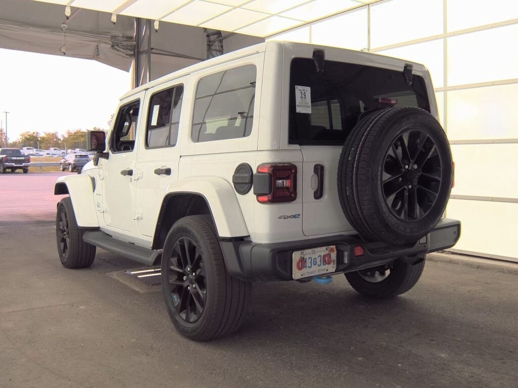 2022 Jeep Wrangler Unlimited 4xe Sahara photo 4