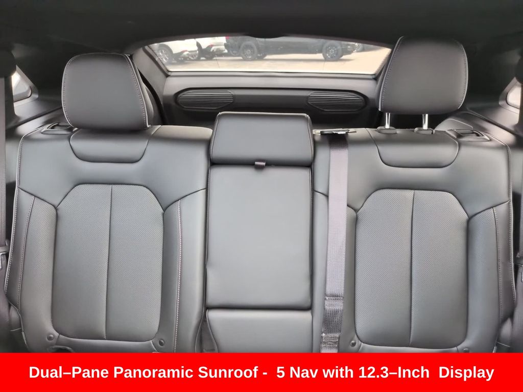 2025 Jeep Wagoneer S Limited - Photo 23