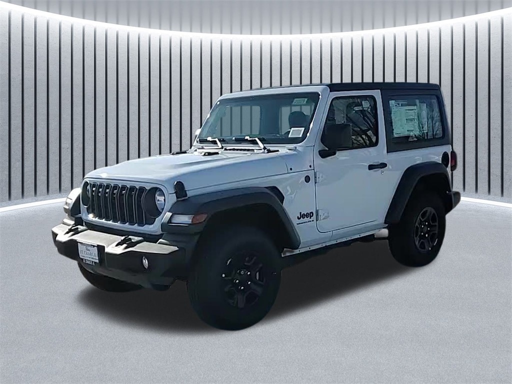 2026 Jeep Wrangler Sport's photo