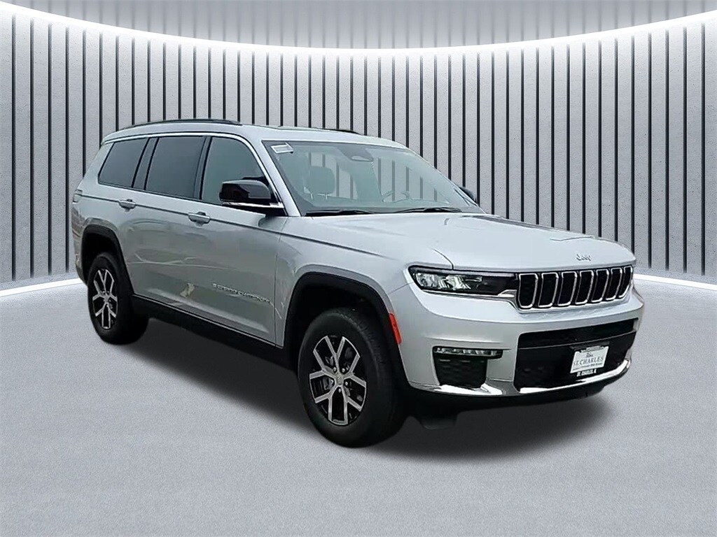 2025 Jeep Grand Cherokee Limited photo 3
