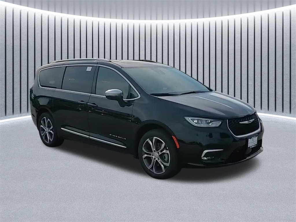 New 2026 Chrysler Pacifica PINNACLE AWD Passenger Van