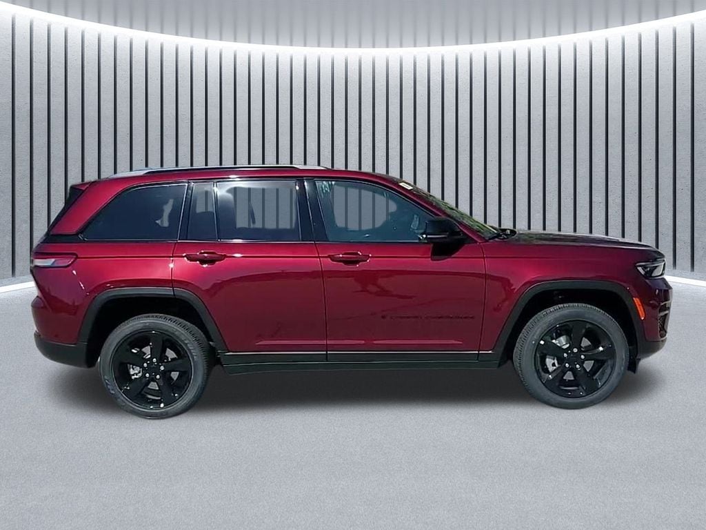 New 2025 Jeep Grand Cherokee ALTITUDE X 4X4 Sport Utility