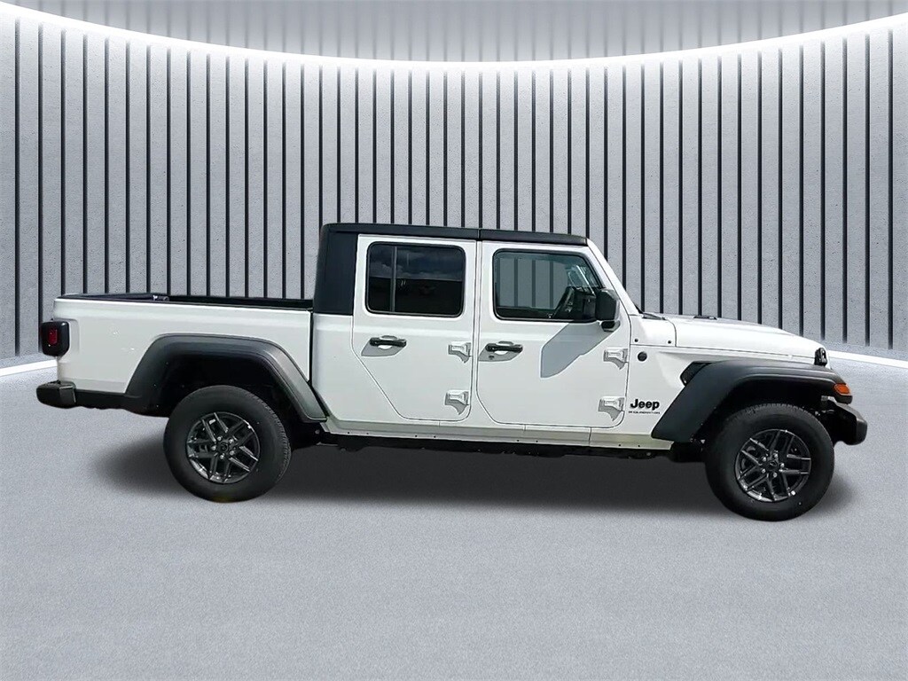 2025 Jeep Gladiator Sport S photo 4