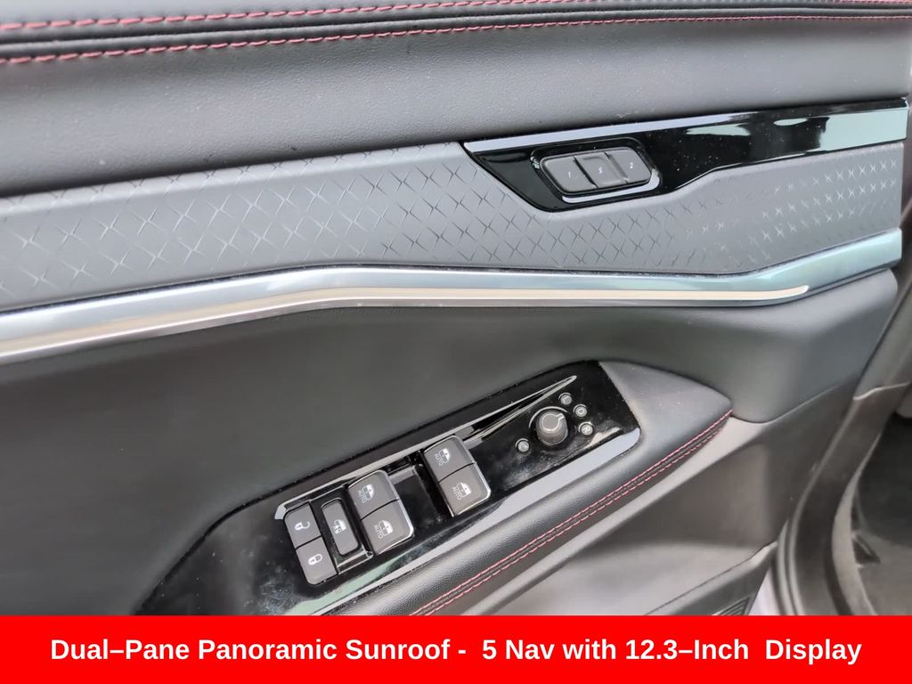 2025 Jeep Wagoneer S Limited - Photo 12