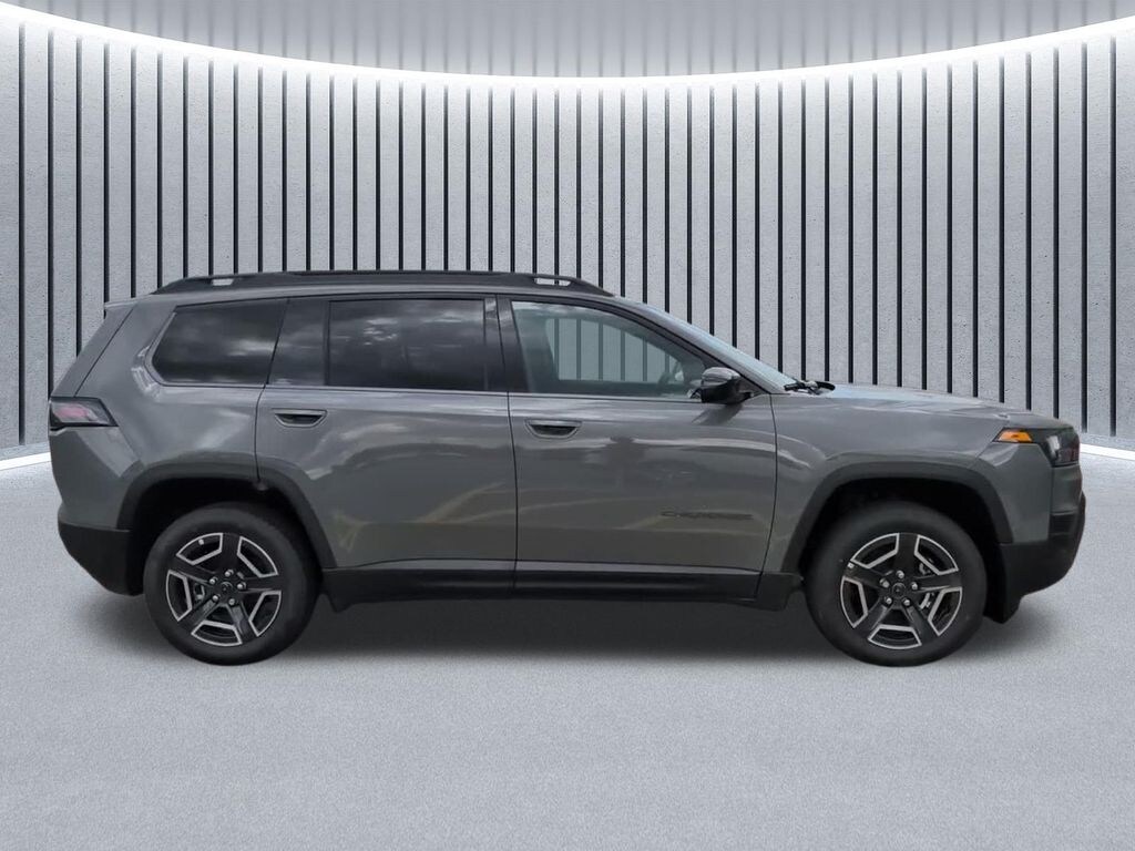 New 2026 Jeep Cherokee LAREDO 4X4 Sport Utility