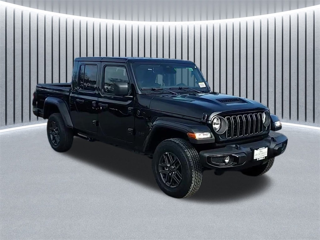 New 2026 Jeep Gladiator SPORT S 4X4 Pickup
